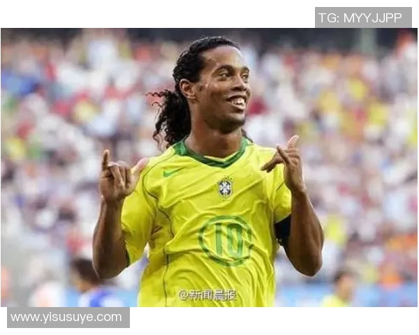 聚焦绿茵巨星成长轨迹与辉煌瞬间全面解读球迷心中偶像风采