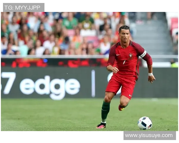 足球场上最帅的球星是谁他不仅颜值爆表还具备超强实力