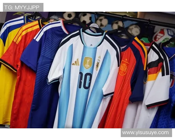 足球明星周边产品全解析 助力球迷提升比赛体验与个性化选择