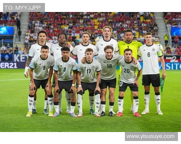 足球明星成就辉煌夺冠之年回顾与分析