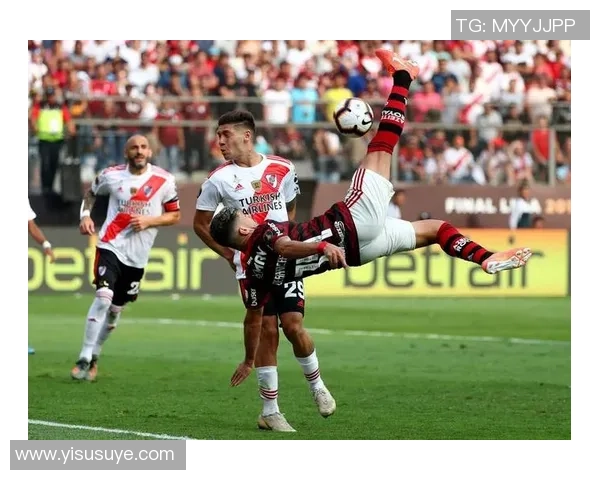 足球球星年薪4000万引热议 俱乐部与球员薪酬博弈再升级